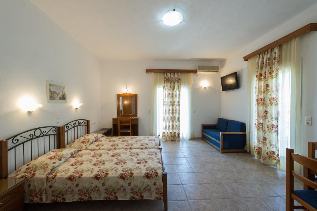 Agios Efrem Studios Parga Extérieur photo