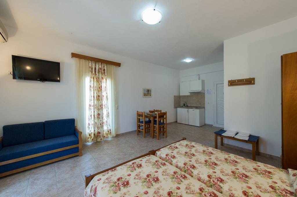 Agios Efrem Studios Parga Extérieur photo